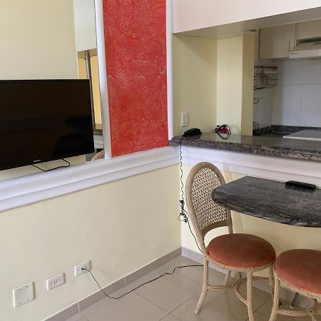 Kitnet Pitangueiras Apartment Guaruja Bagian luar foto
